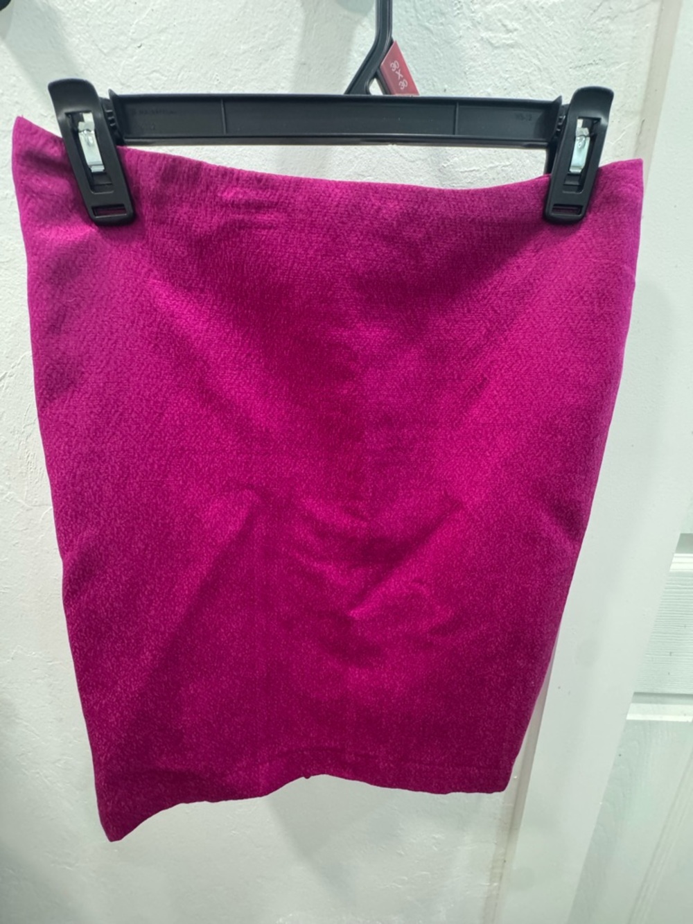 Vintage Anne Klein Women’s Fuchsia Pencil Skirt